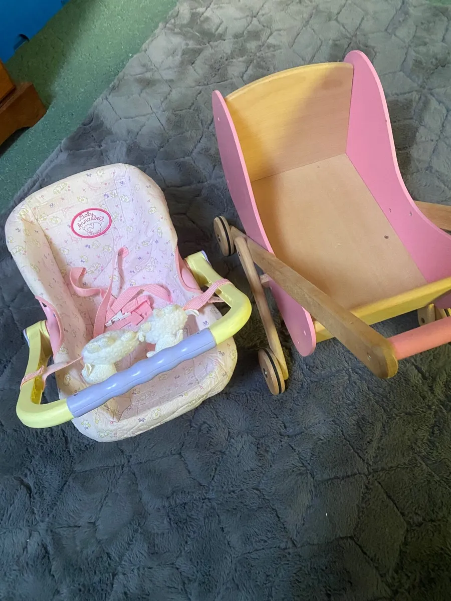 Doll buggy