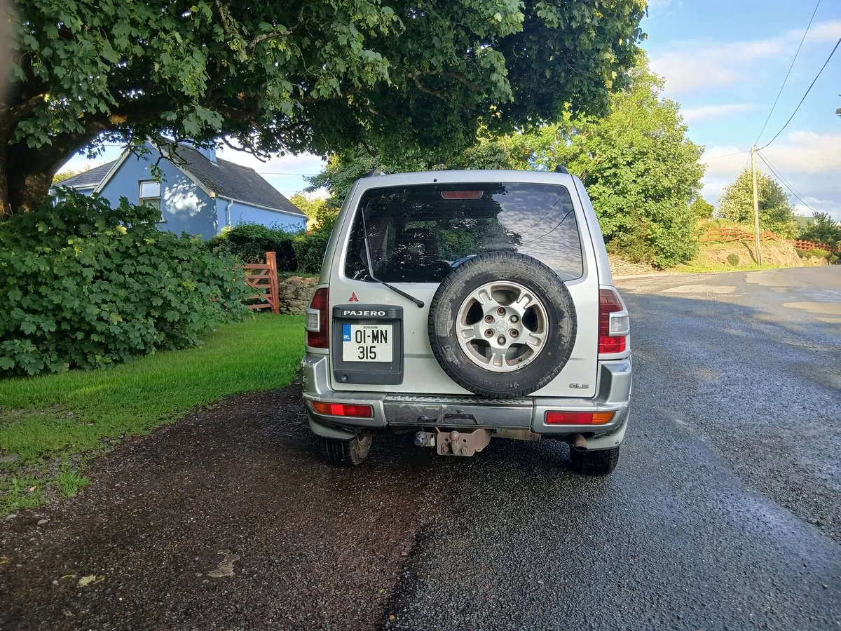 Mitsubishi Pajero 2001 - Image 3