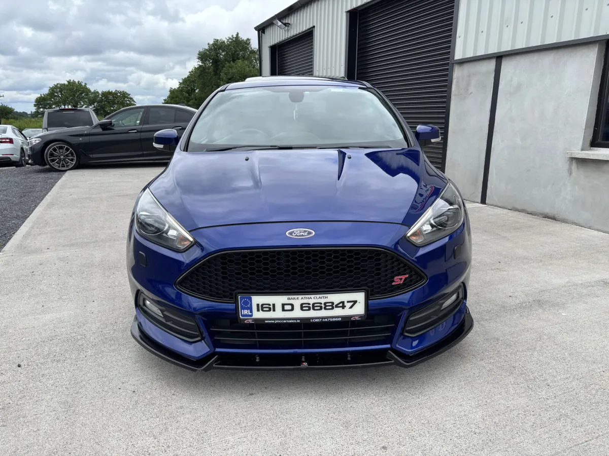 STUNNING 2016 FORD FOCUS ST2 - Image 2