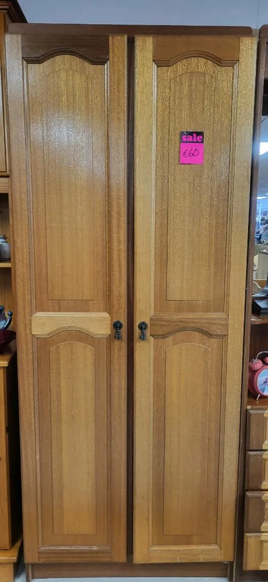 North West Hospice Charity Shop wardrobe set - Image 2