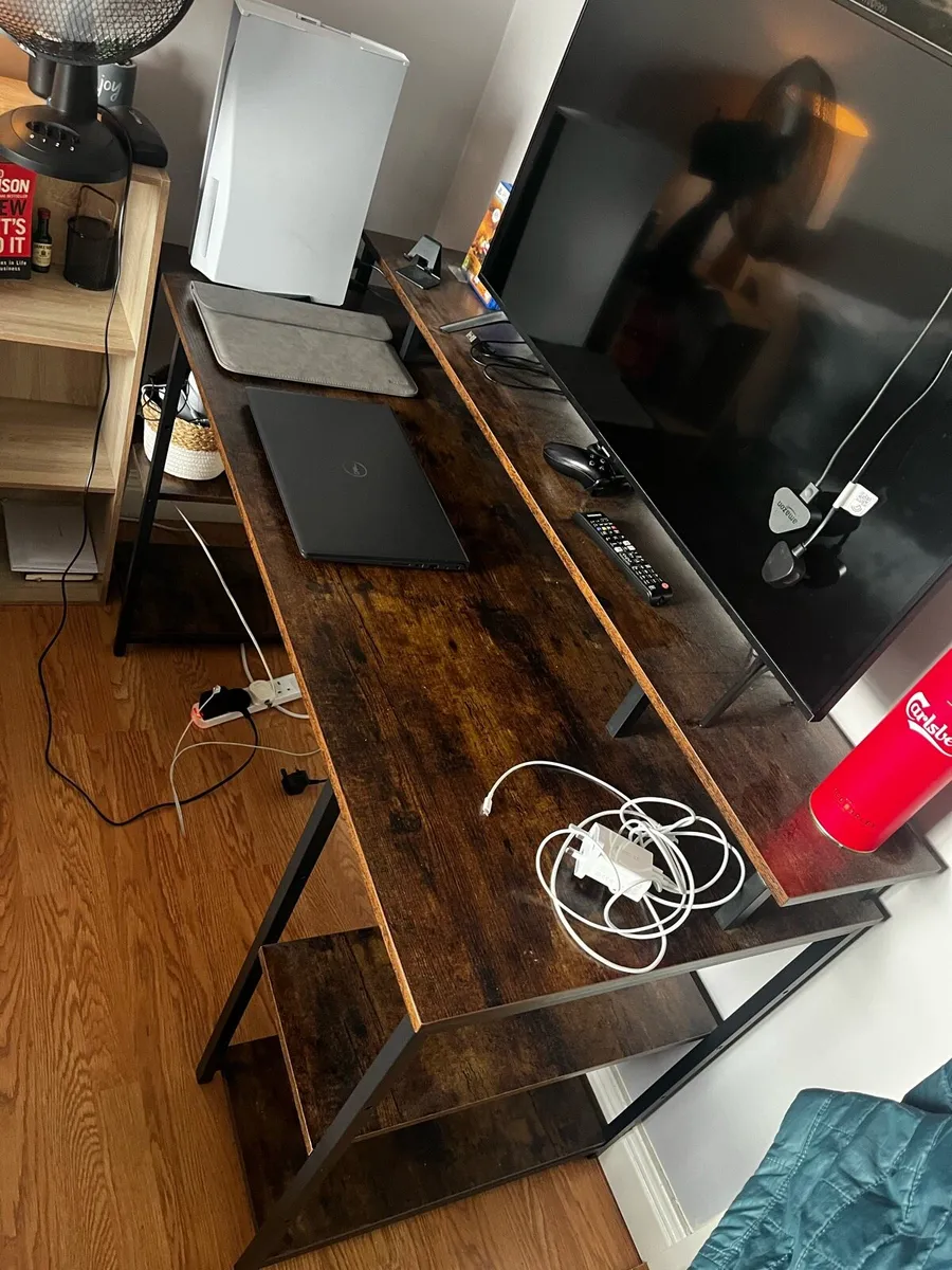 Computer Desk - Image 1