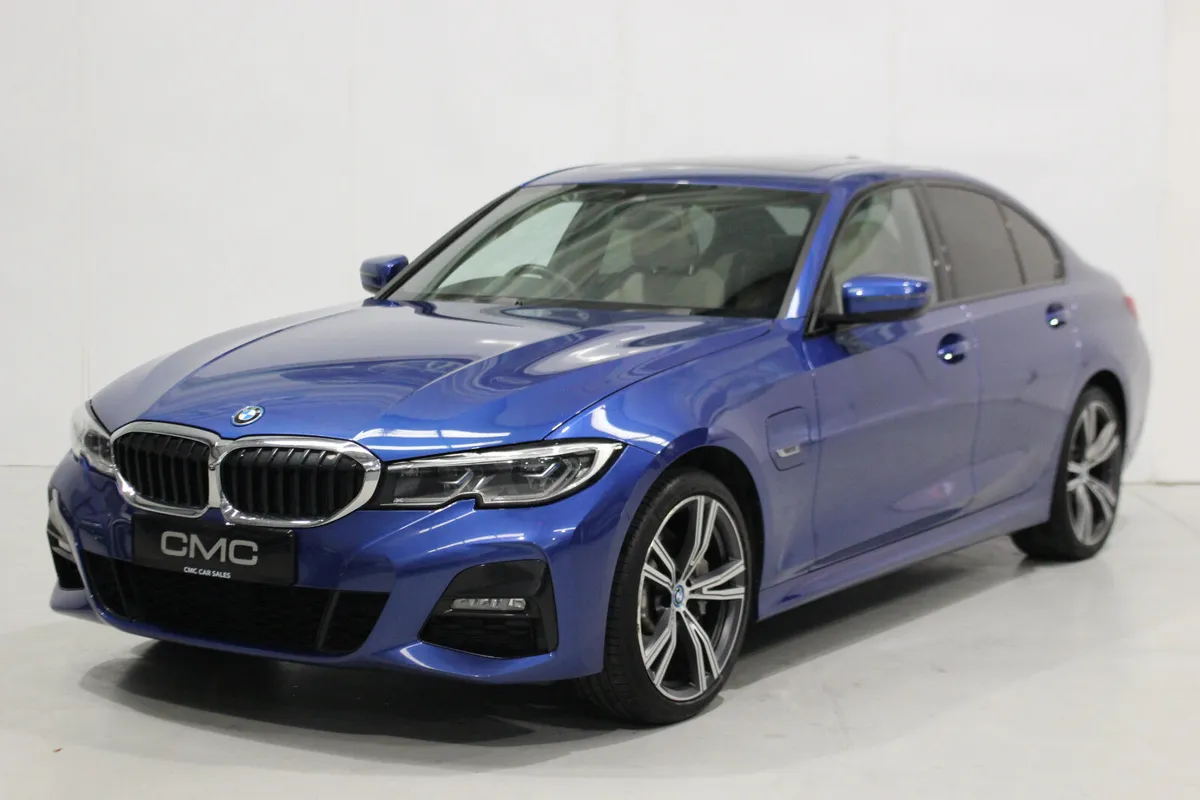 BMW 3-Series 2022 330E MSPORT HIGH SPEC - Image 3