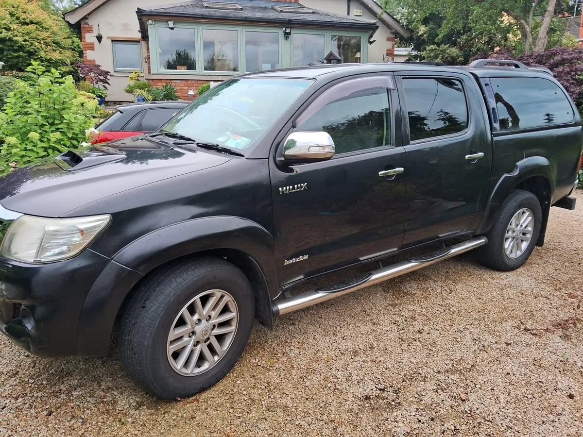 2013 Toyota Hilux 2.4 litre - Image 4