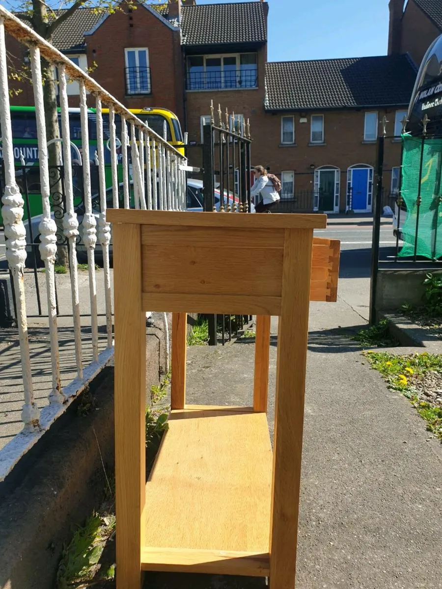 Oak console table - Image 2