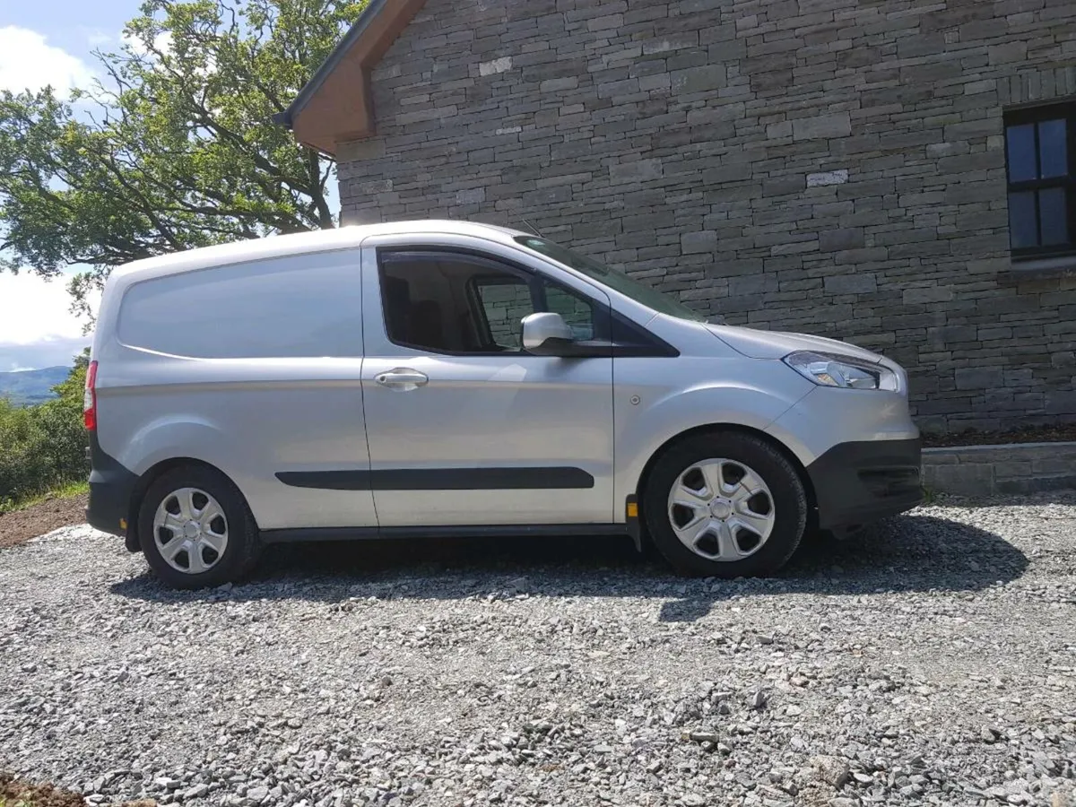 Ford courier - Image 1