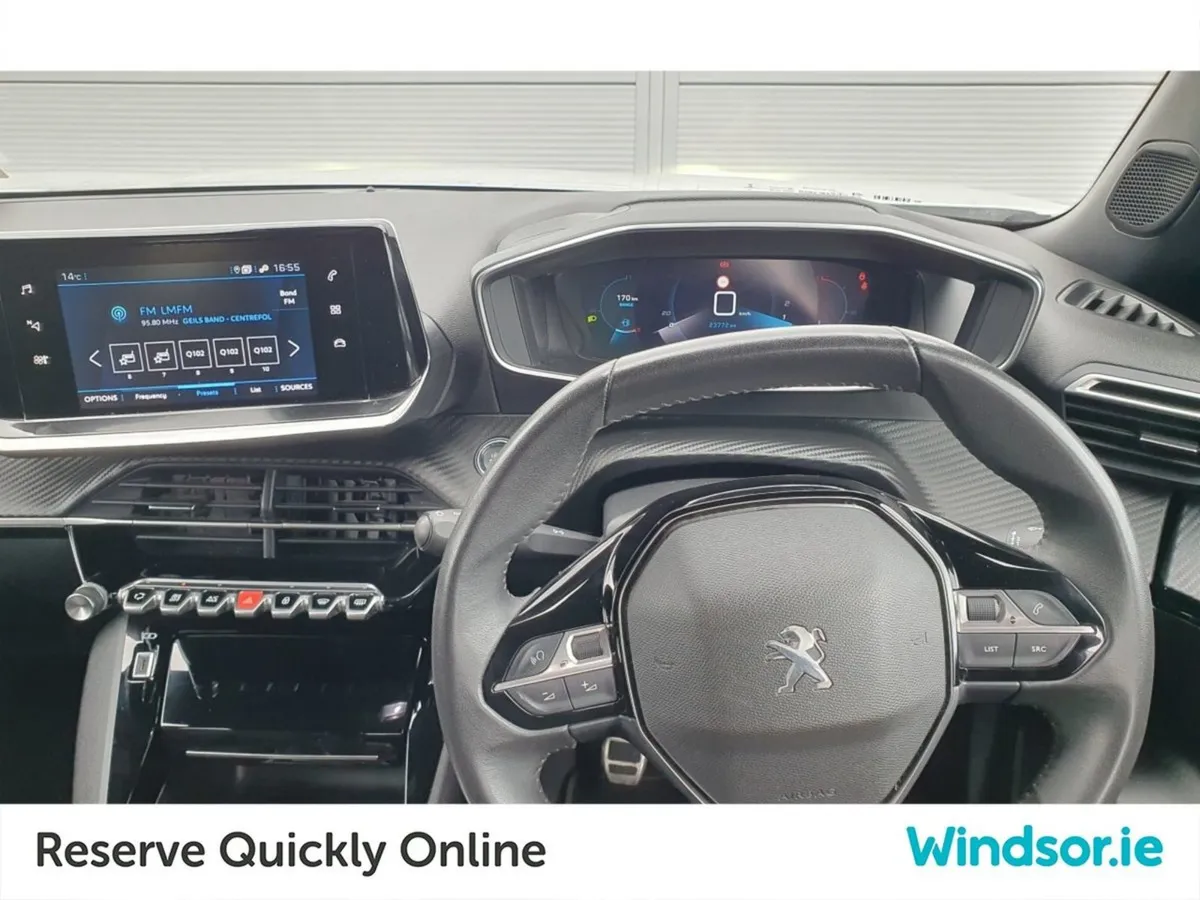 Peugeot 2008 1.2 Puretech 100bhp Allure - Image 4