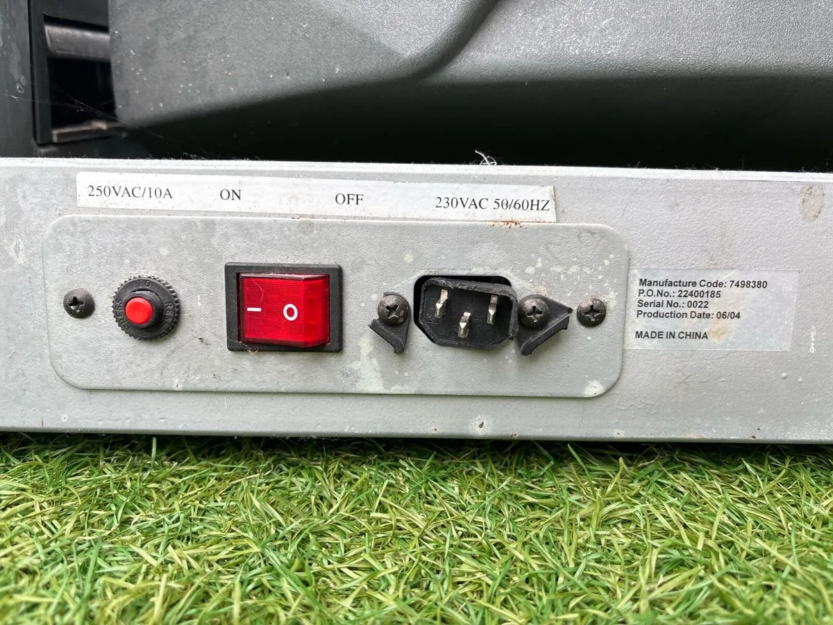 Treadmill needing repair - Image 2