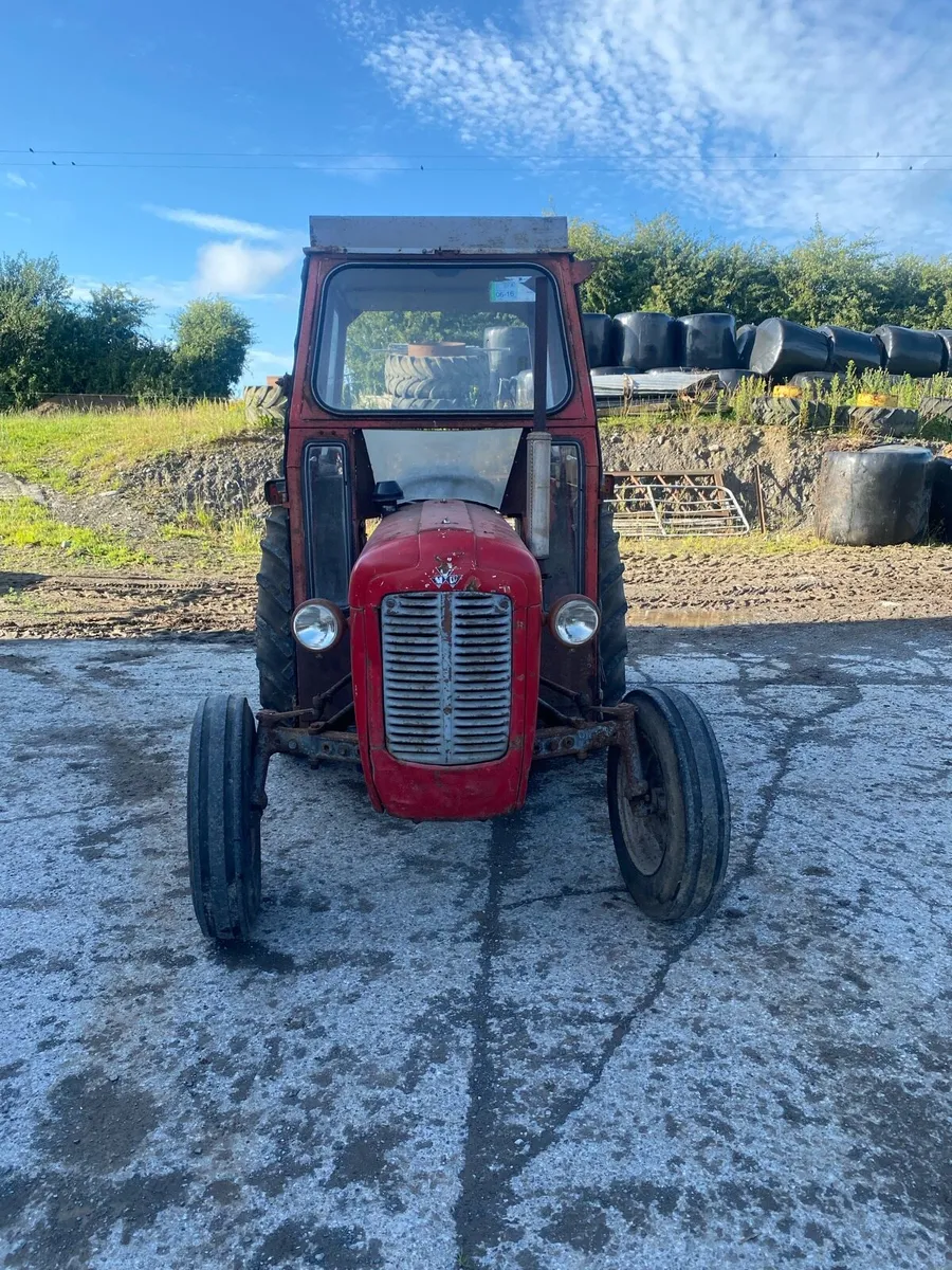 Massey Ferguson 35x - Image 1