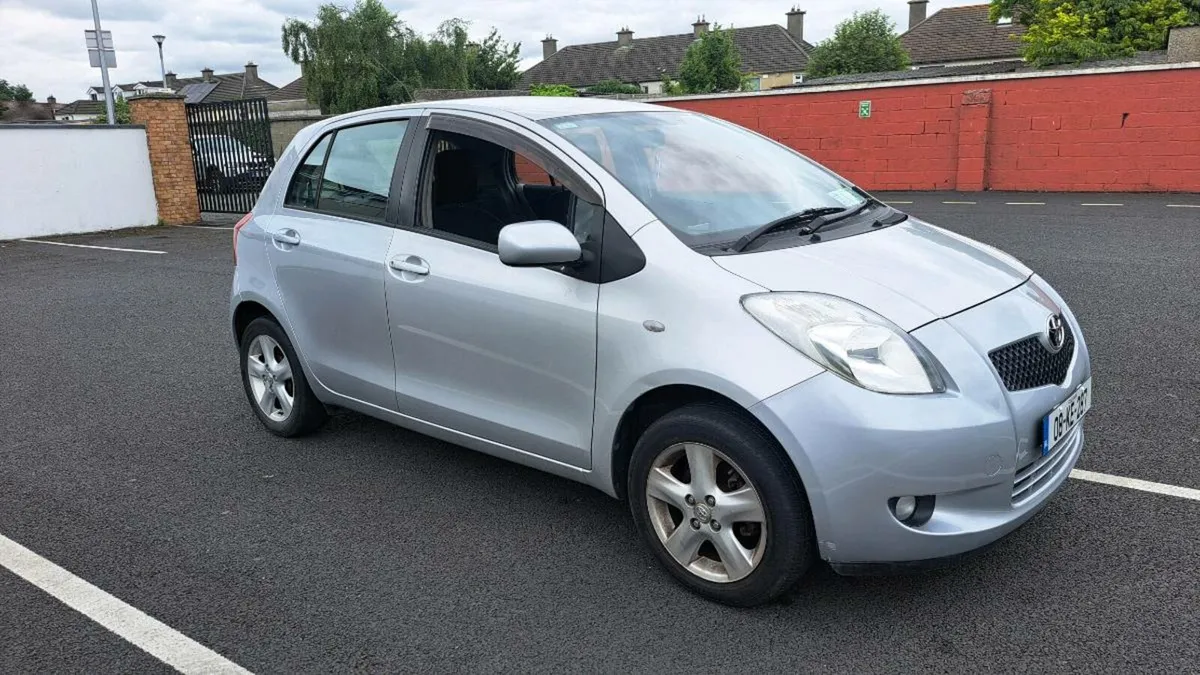 Yaris 1.0 petrol 2008 new nct tax low milage - Image 1