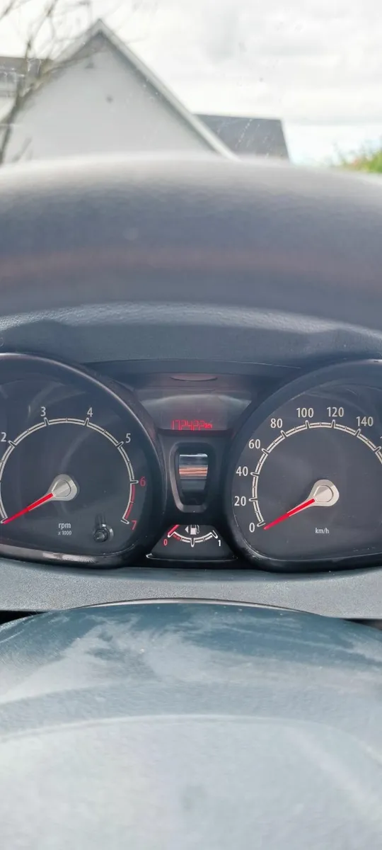 Ford Fiesta 2009 - Image 3