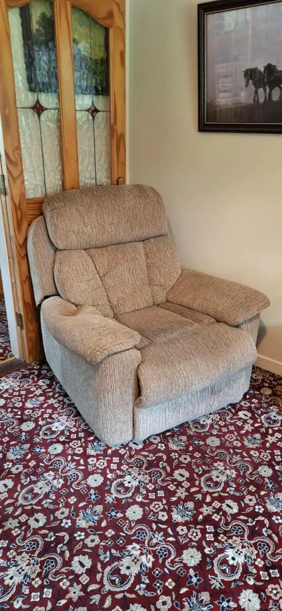 3 piece suite furniture - Image 2