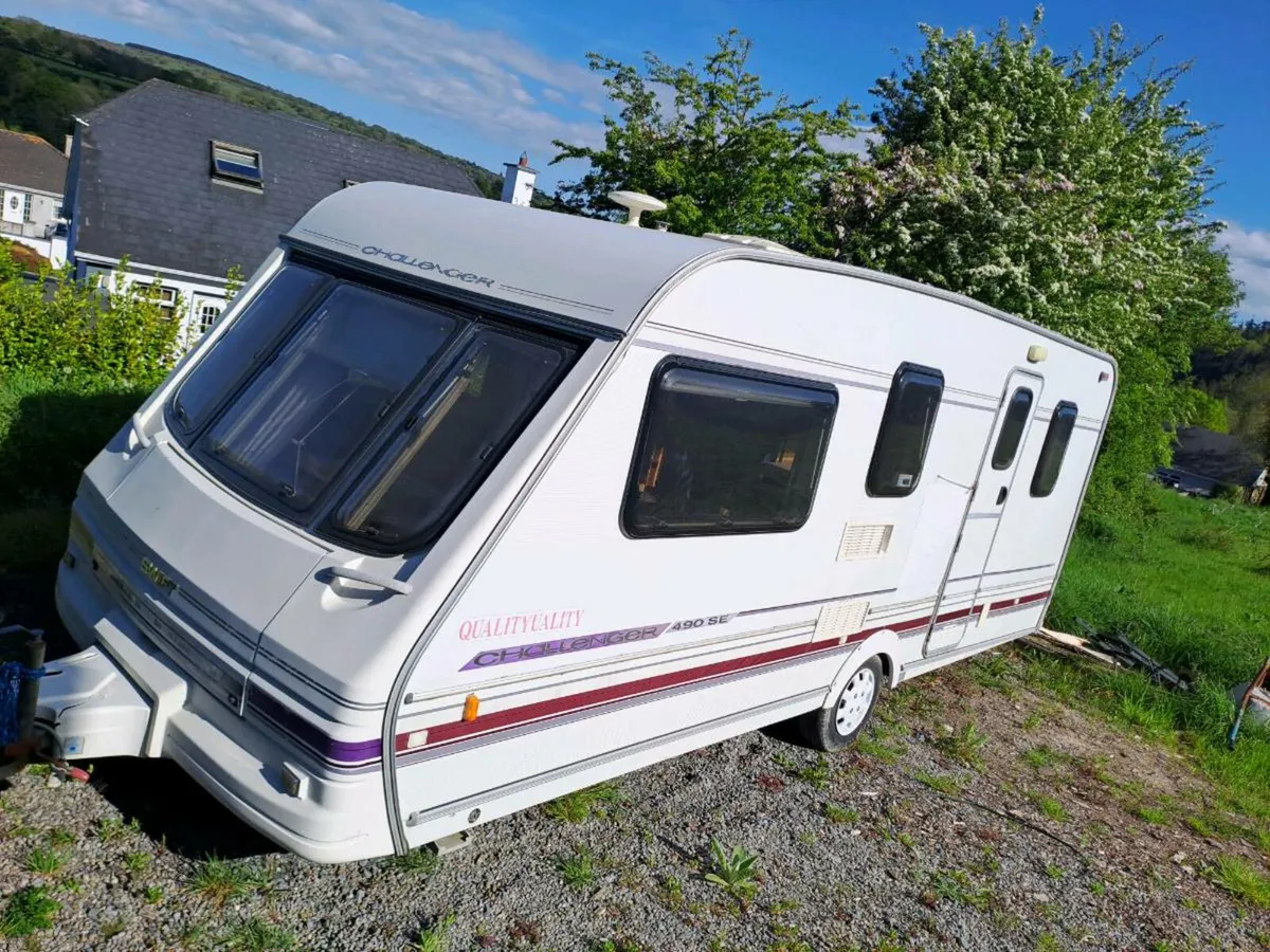 Caravan - Image 1