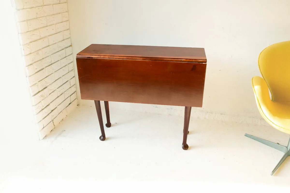 18th Century drop leaf table - Image 3