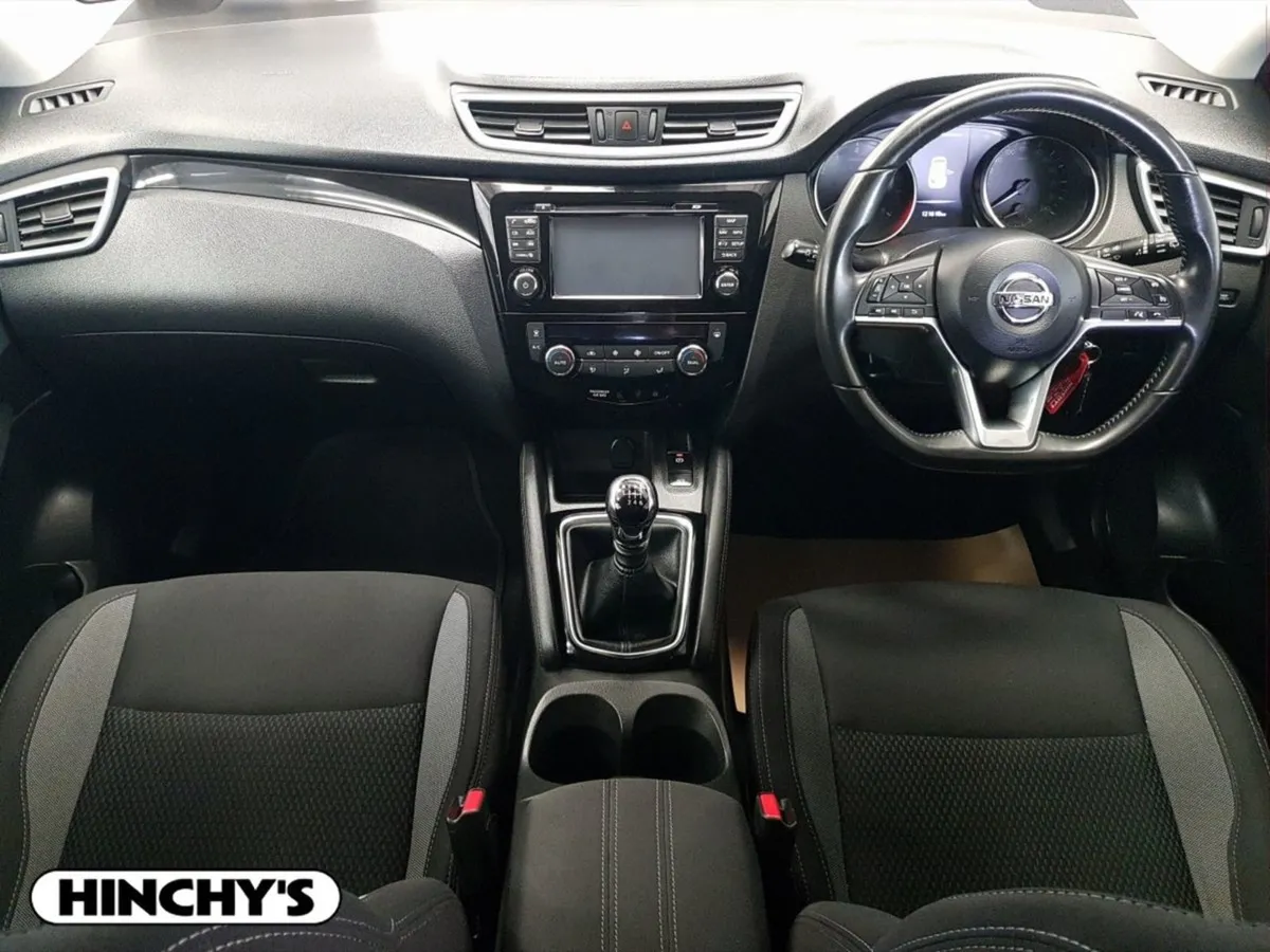 Nissan QASHQAI 1.2 PET SV - Image 2
