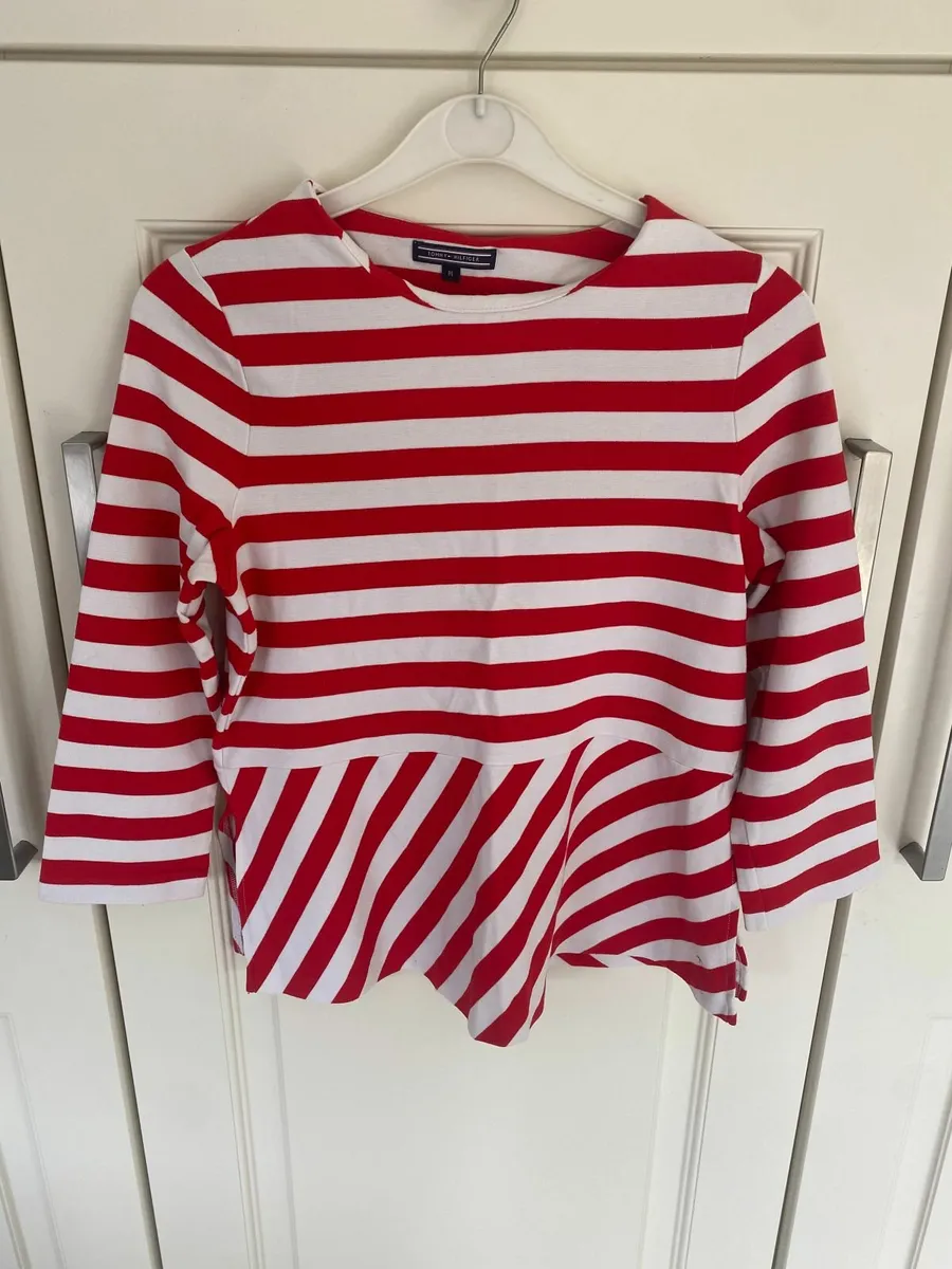 Tommy Hilfiger T-Shirt - Image 1
