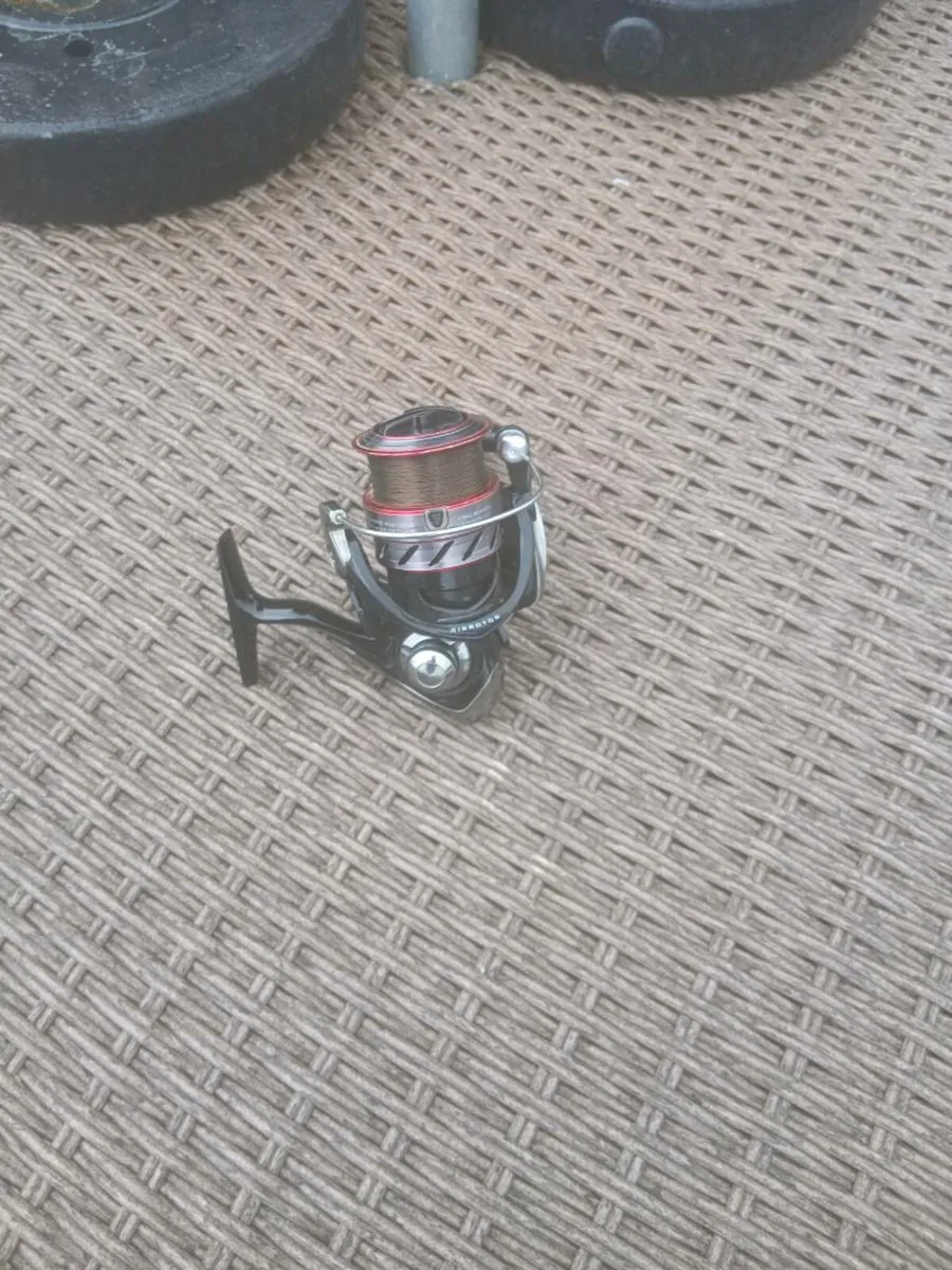 Fishing Reel - Image 2