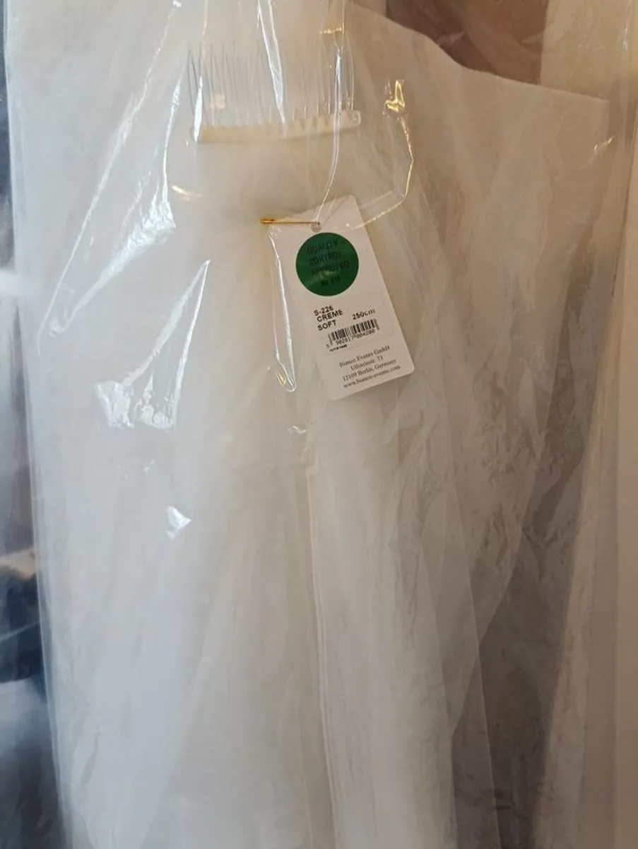 wedding dress - Image 2