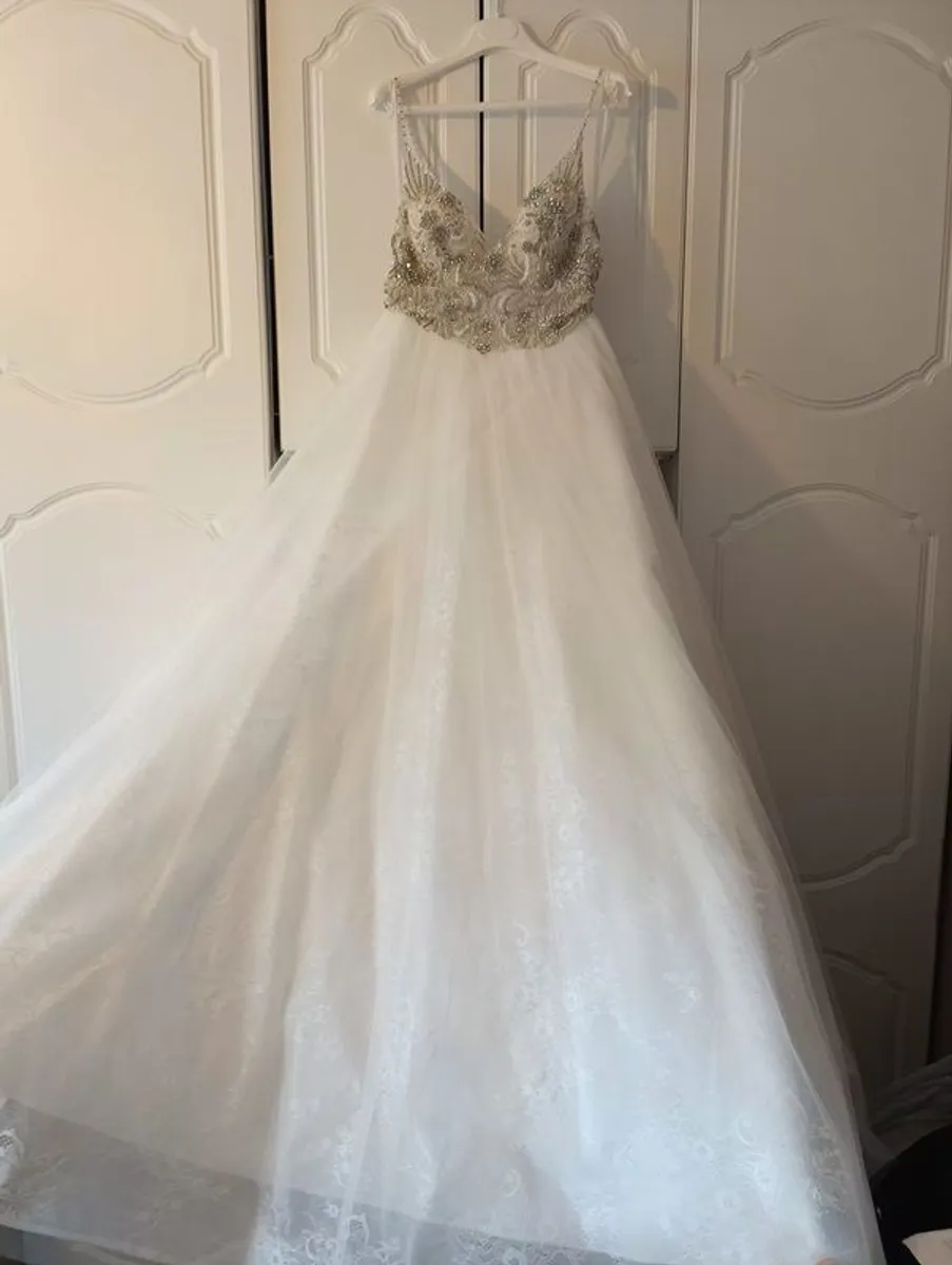 wedding dress - Image 4