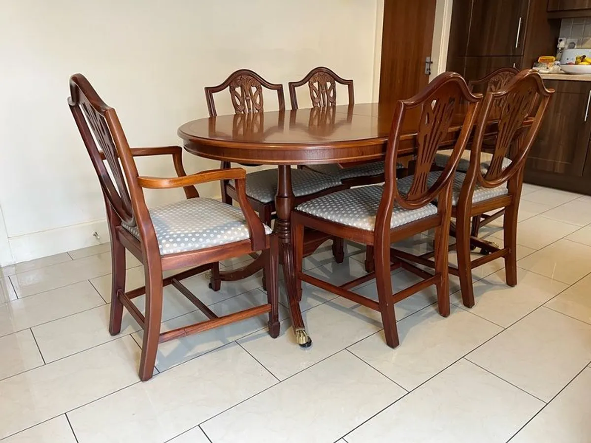 Dining room table and chairs - Image 4