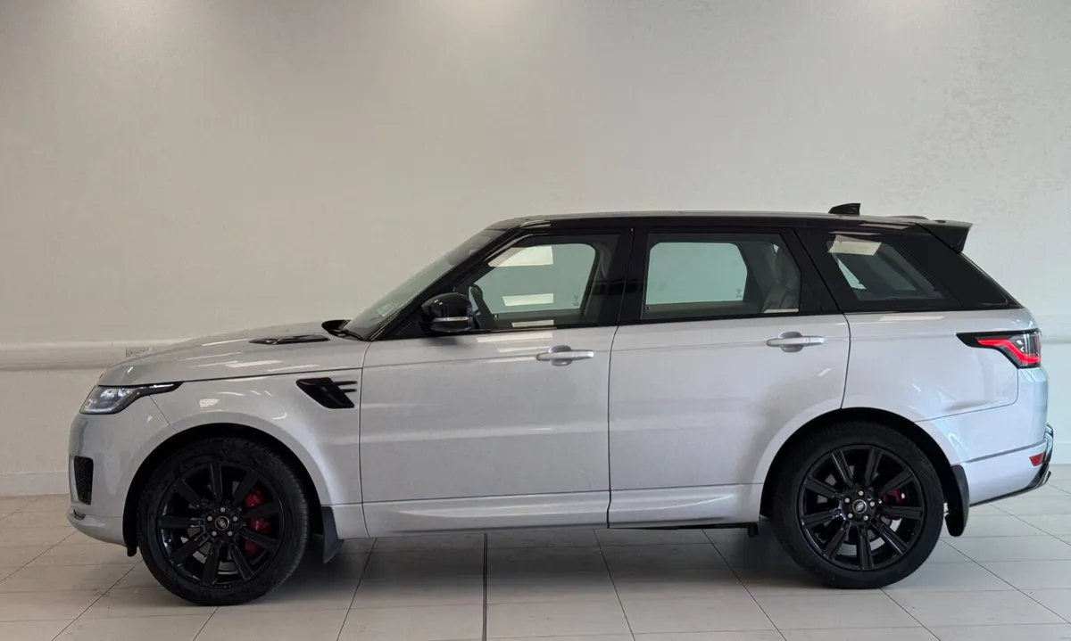 Land Rover Range Rover 2021phev - Image 4