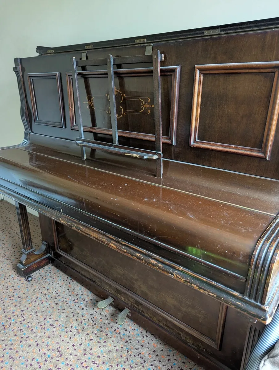 Upright Piano - Image 3