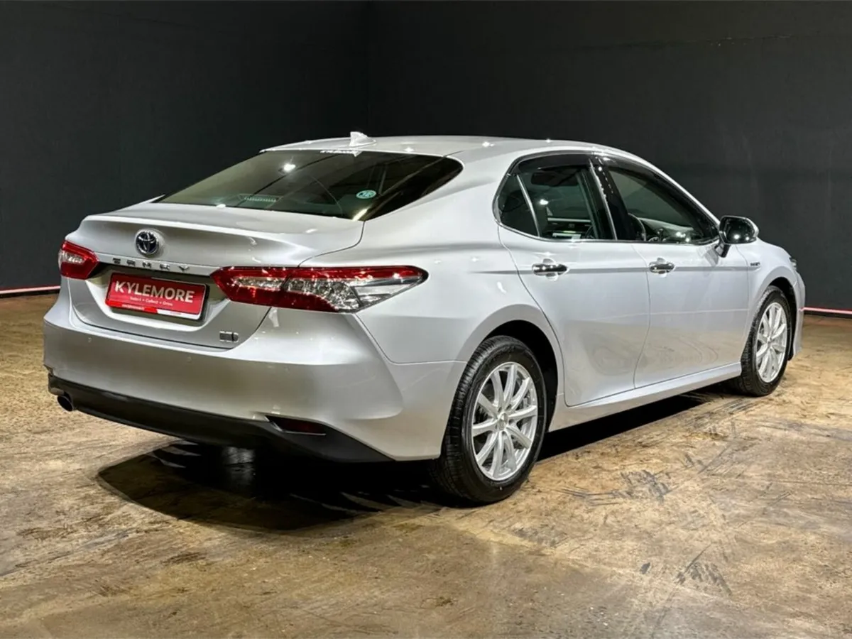 Toyota Camry 2.5 HYBRID AUTOMATIC - UPGRADED ALLOY - Image 4