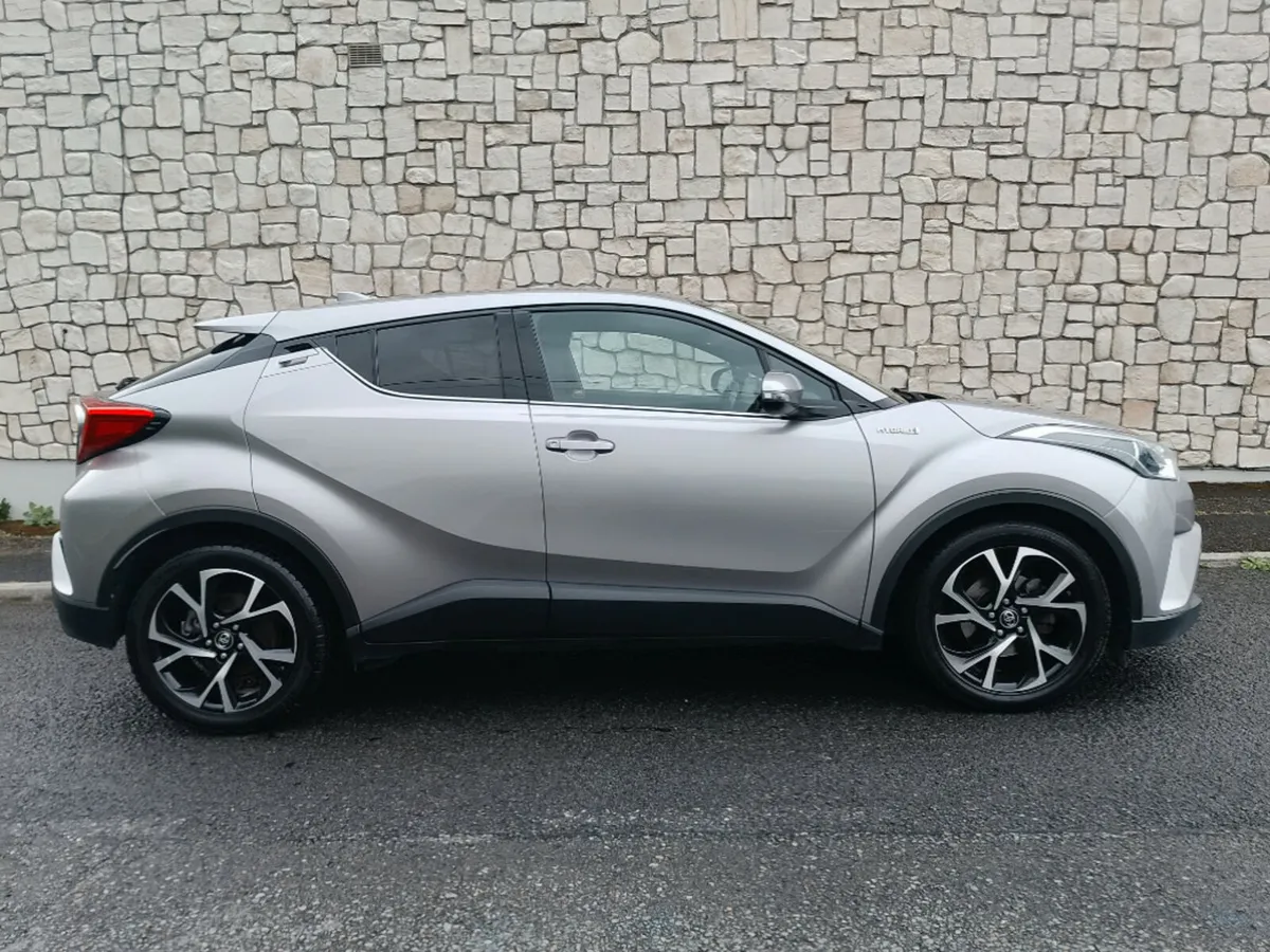 Toyota C-HR Hybrid Sport 4DR Auto - Image 2