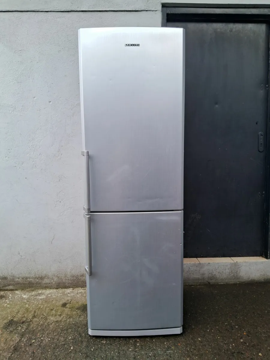 FRIDGE AND FREEZER FULL FROST FREE - Image 1