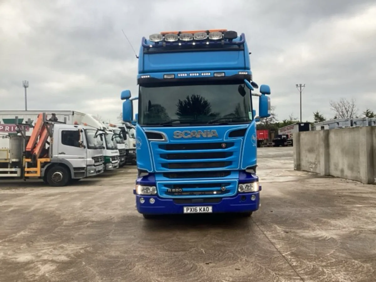 2016 Scania R580 80T 6x2 Tag - Image 2