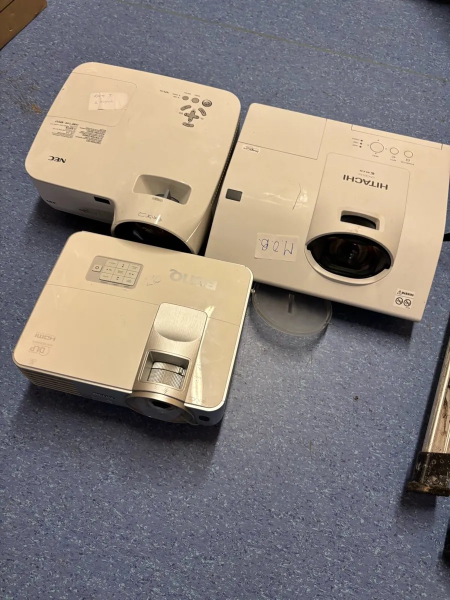 Projectors 10 in total
