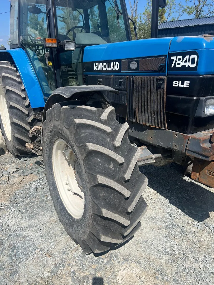 NEW HOLLAND 7840 SLE, PRISTINE - Image 3