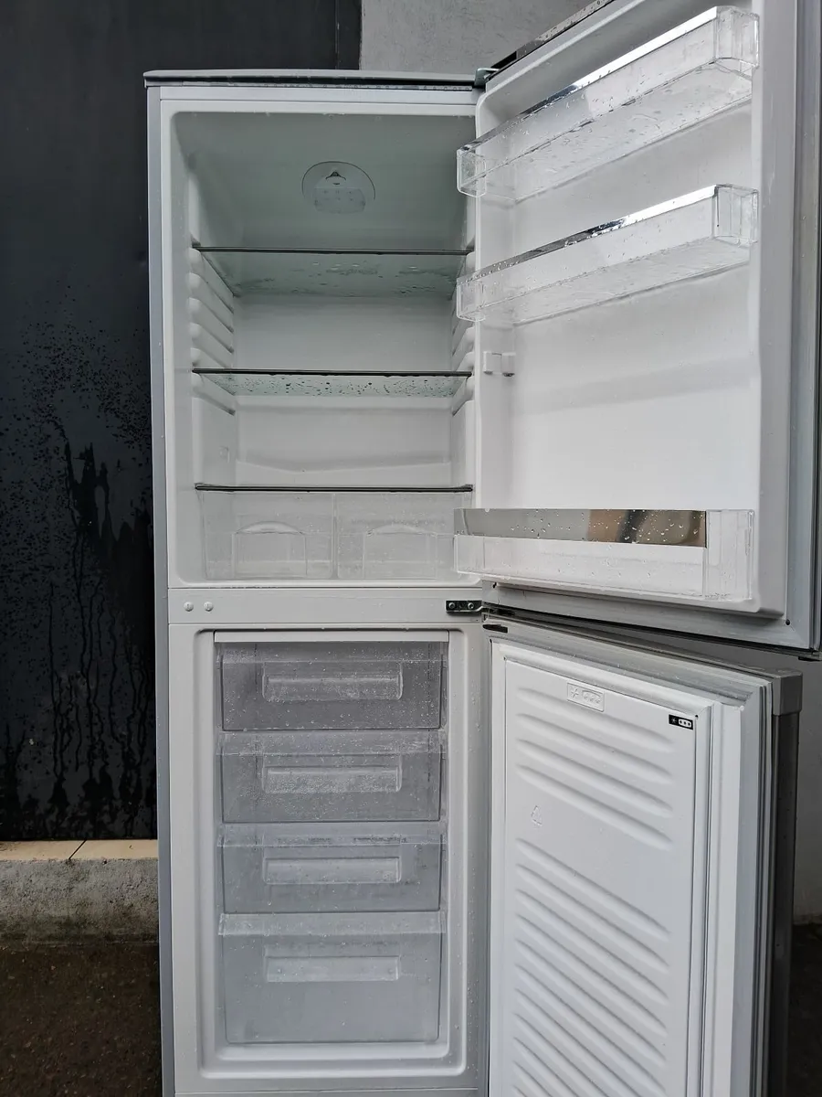 FRIDGE AND FREEZER - Image 3