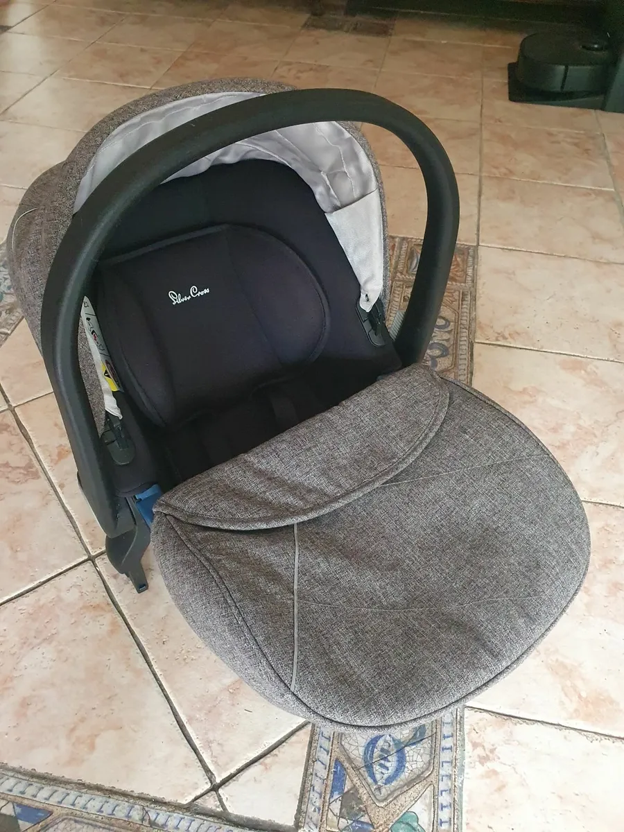 Silvercross Pioneer Travel system - Image 3