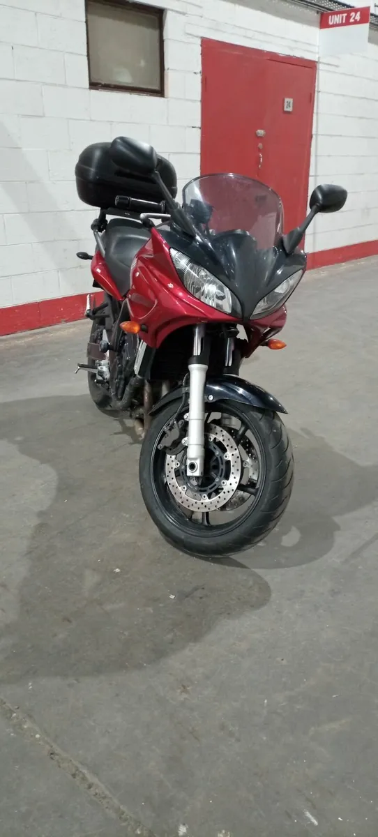 Yamaha Fazer 600 - Image 4