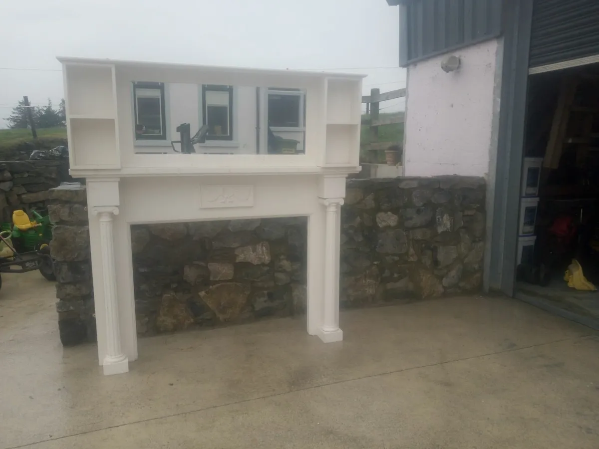Mantle piece fireplace - Image 1