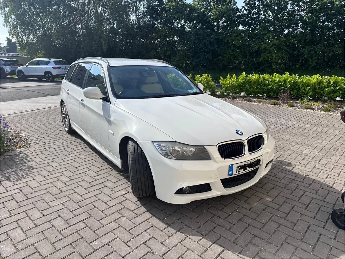 BMW 3-Series 2012 - Image 1