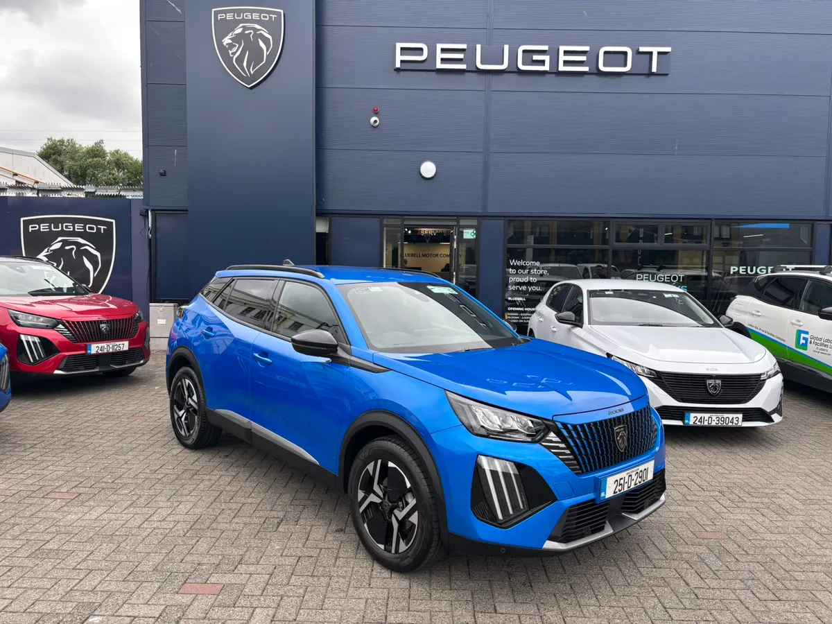 Demo Peugeot 2008 Allure 1.2 - Image 2
