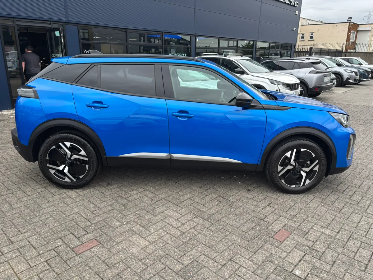 Demo Peugeot 2008 Allure 1.2 - Image 3