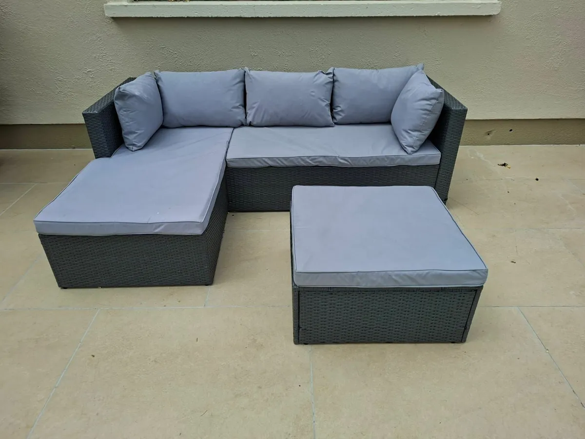 garden furniture - Image 2