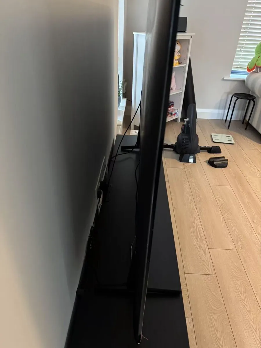 Tv/ Tv stand - Image 3