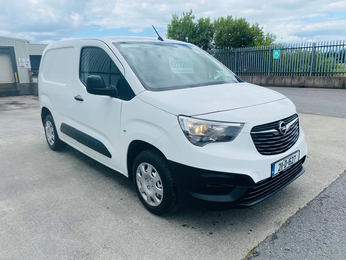 211 Opel Combo 1.5 €11,950 + VAT - Image 3