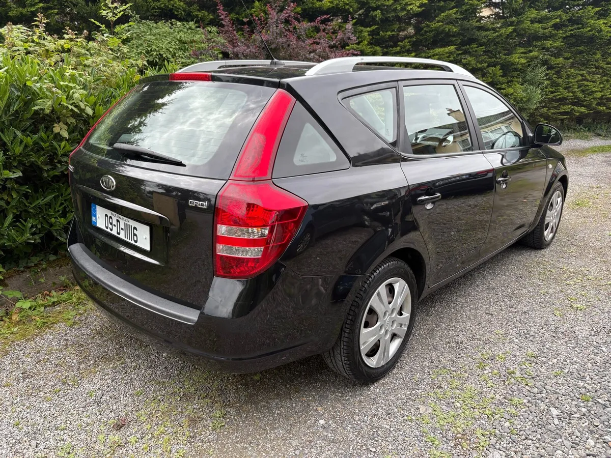 Kia C’eed 09 1.6 DSL NCT 03/26 low mileage - Image 2