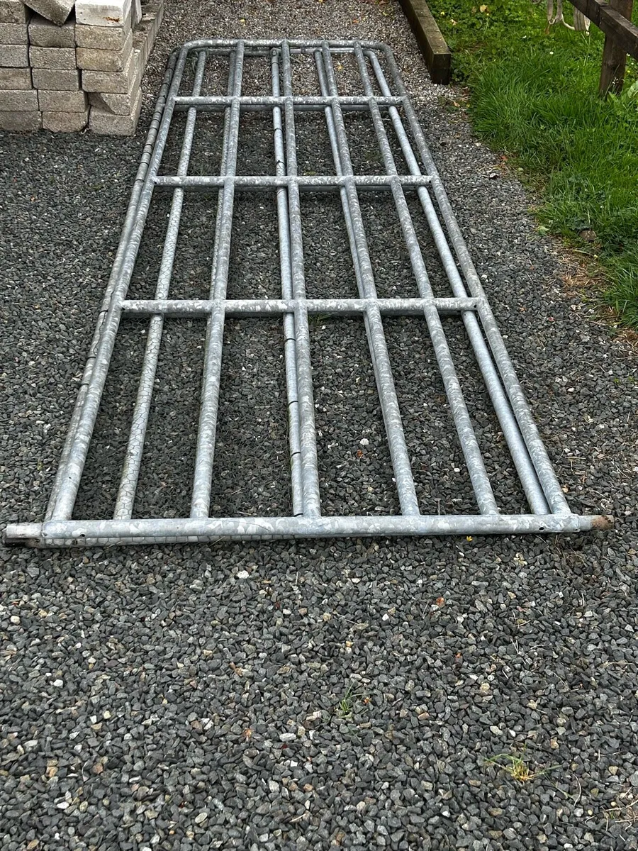 2 x Galvanised Heavy Field Gate 16ft - Image 1
