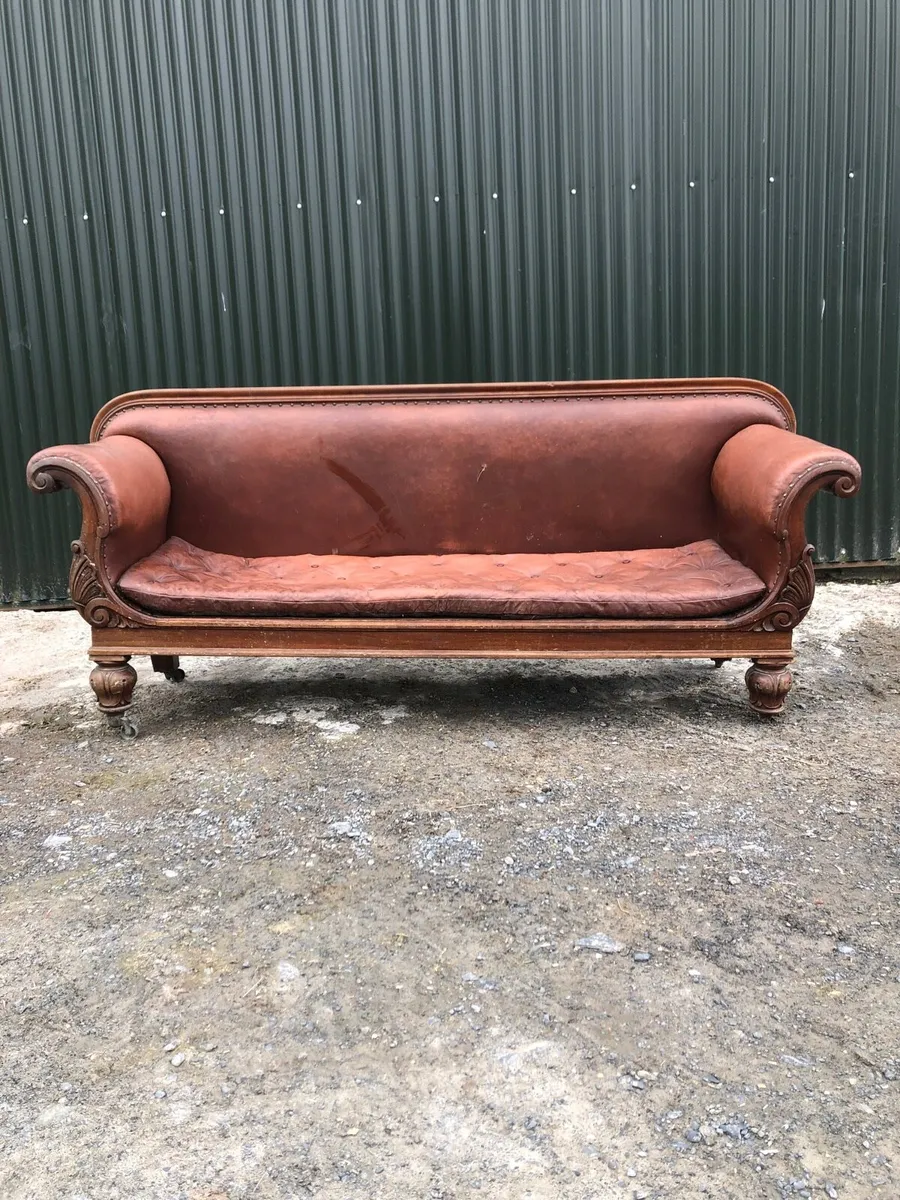Couch - Image 1