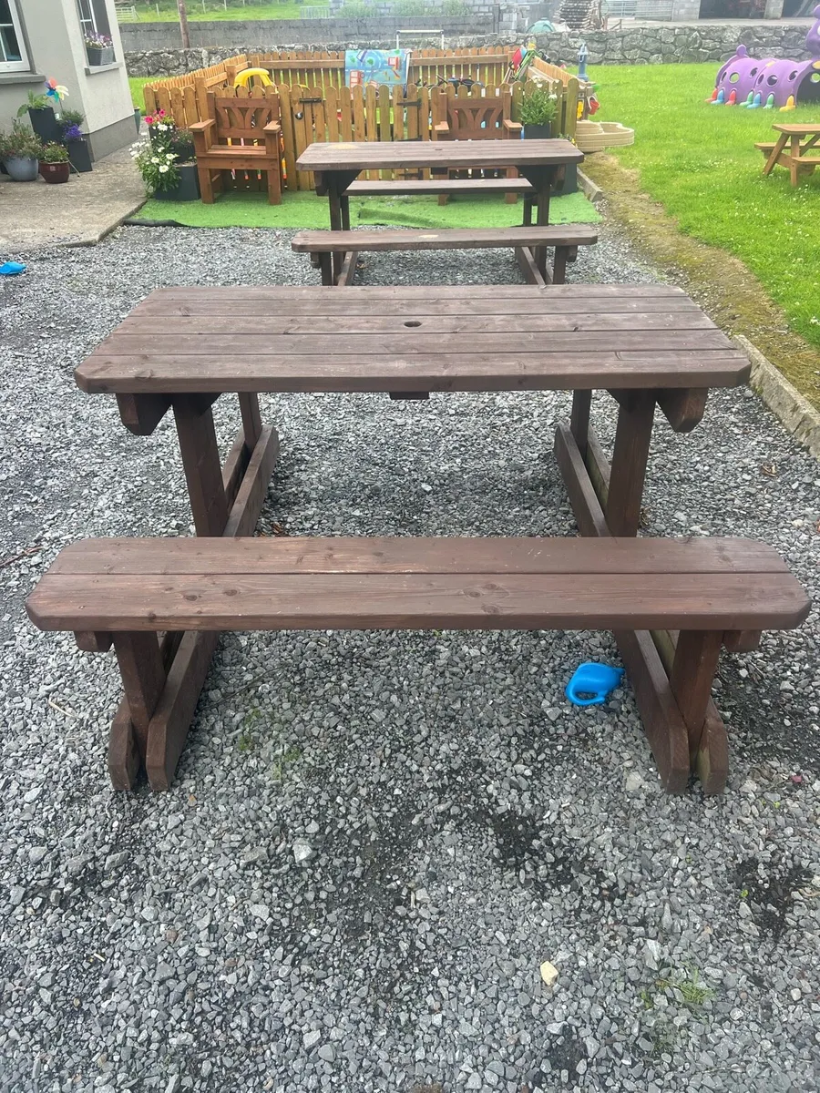 Picnic bench - Image 2