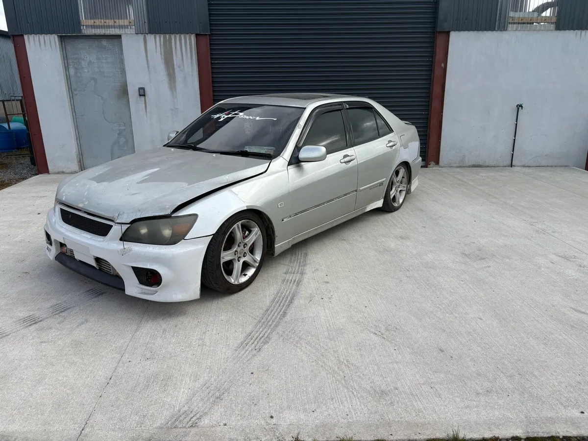 2003 turbo is200 - Image 1