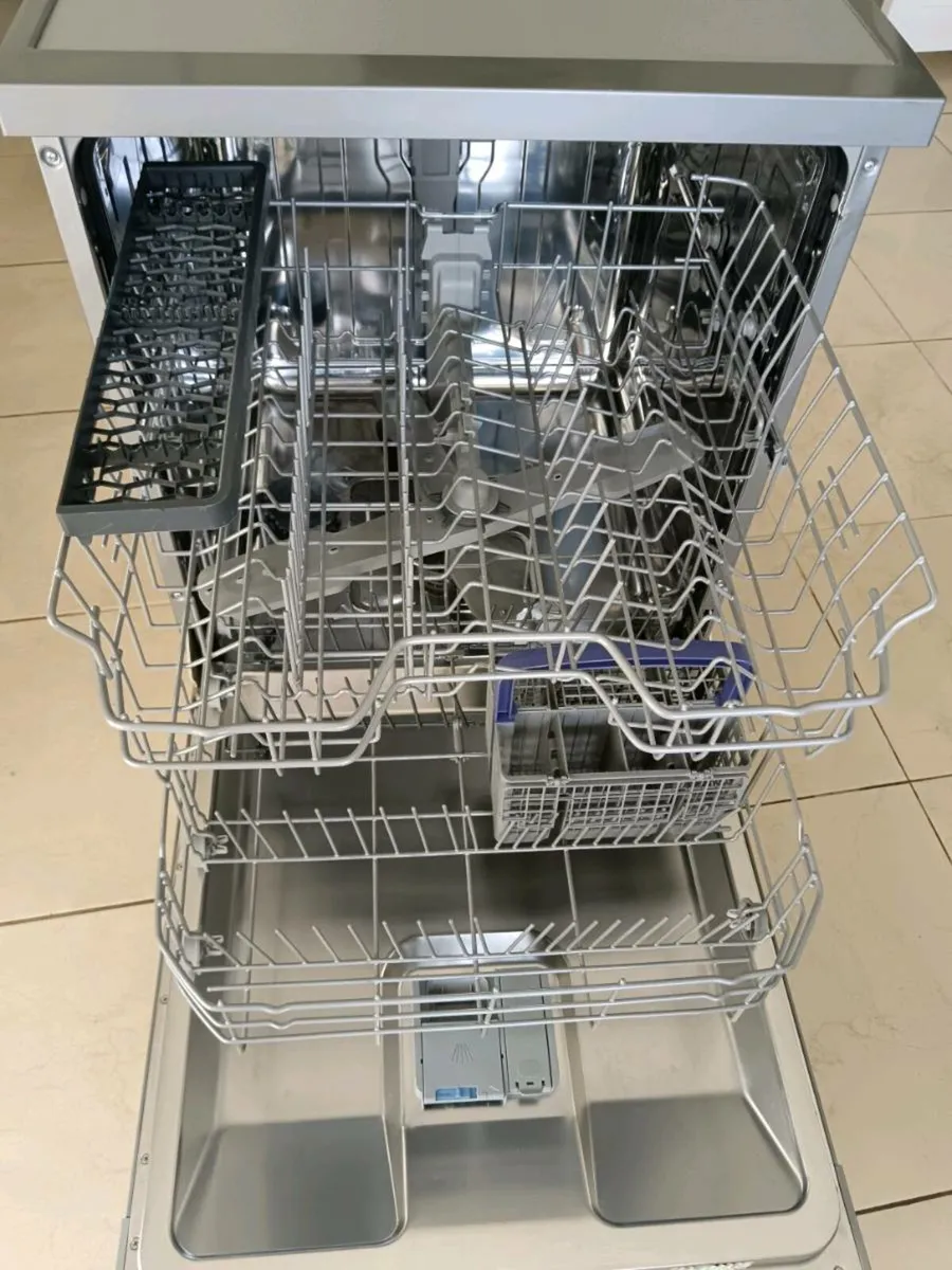 Dishwasher - Image 4