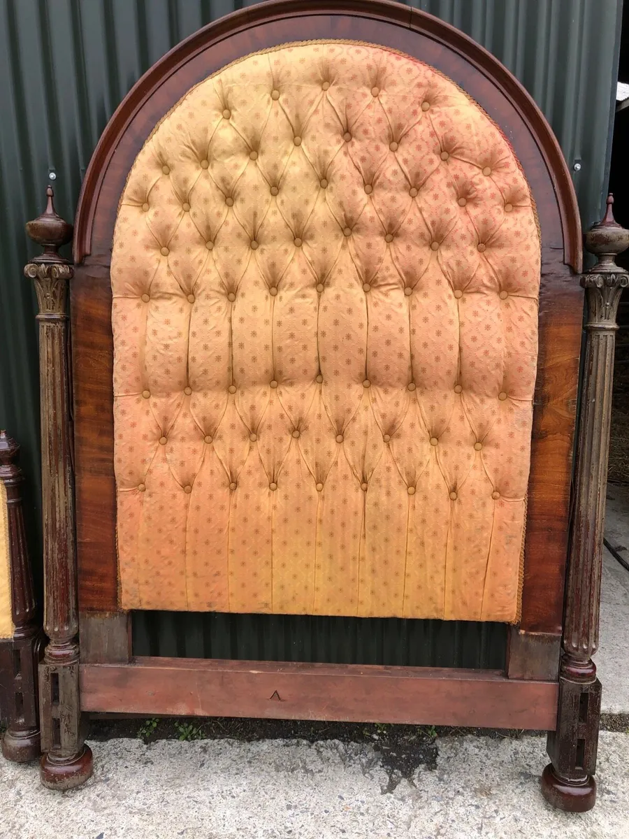 Bed - Image 1