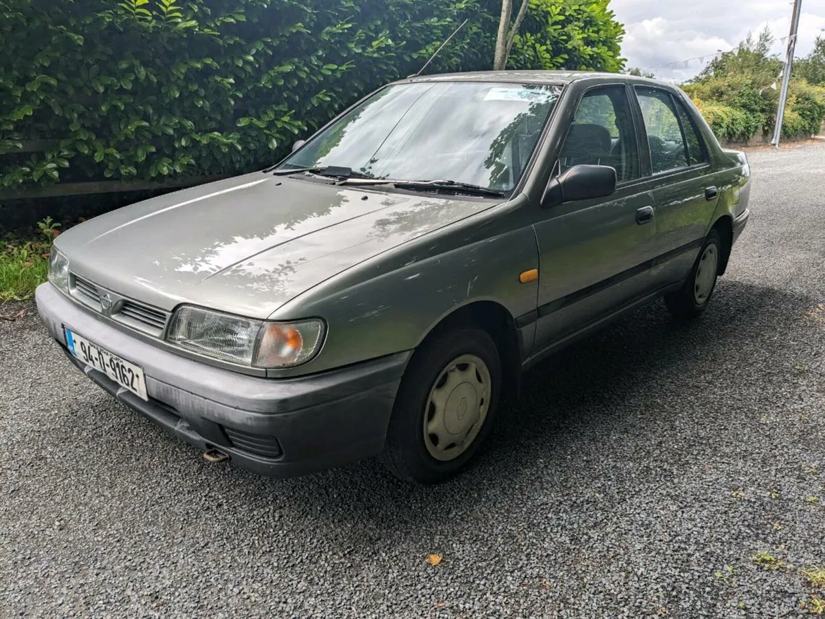 Automatic needs gearbox repair 73k Miles 94 Sunny - Image 1