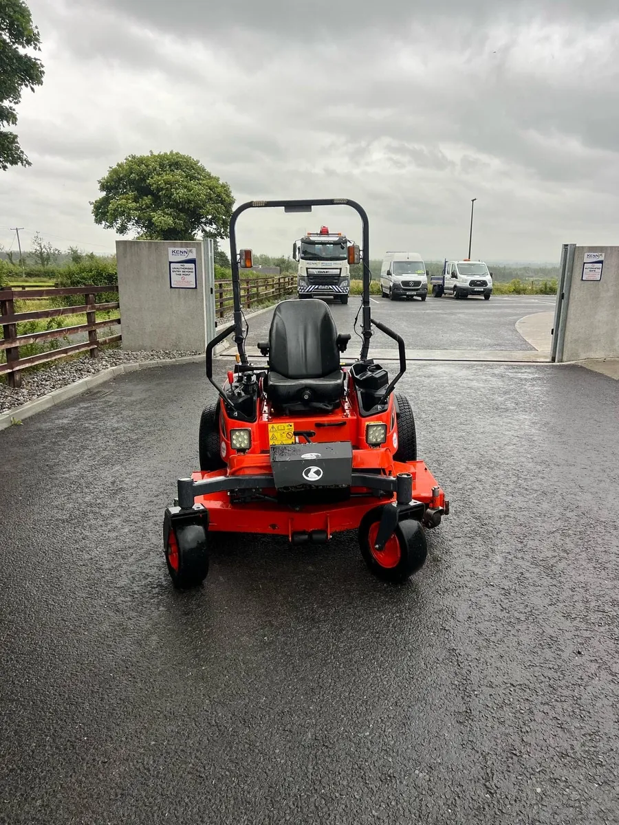 Kubota Zero Turn ZD1211 - Image 3